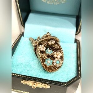 RARE JUICY COUTURE Vintage Blue and White Woven Gold Flower Basket Y2K Charm NIB